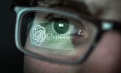 لمحادثات أكثر متعة!.. شخصية "غريبة اﻷطوار" في تطبيق ChatGPT